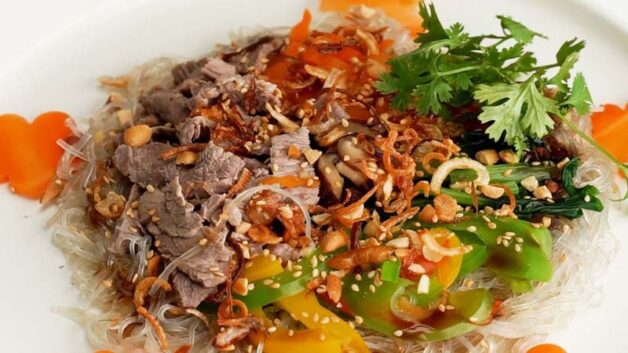 Miến trộn thịt bò là món ăn vô cùng bổ dưỡng