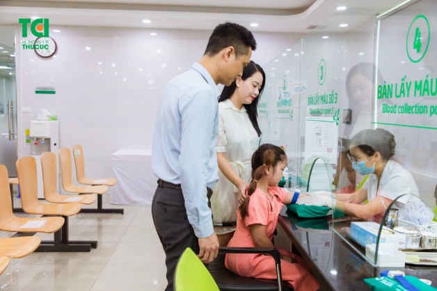 khám tổng thể cho bé