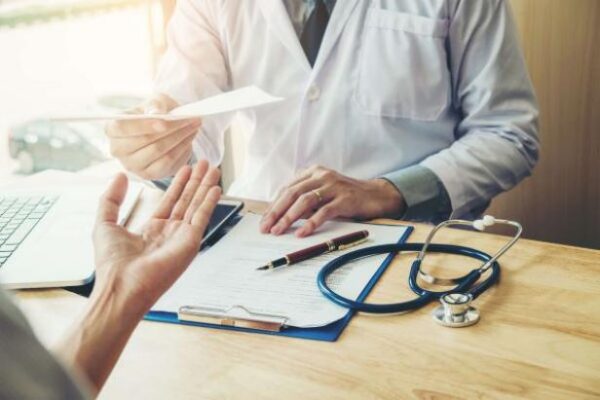 Trào ngược dạ dày có khỏi được không?