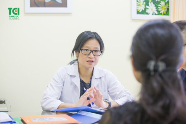 Ung thư buồng trứng diễn biến ở giai đoạn 3 và cách điều trị