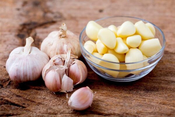 Trào ngược dạ dày có nên ăn tỏi