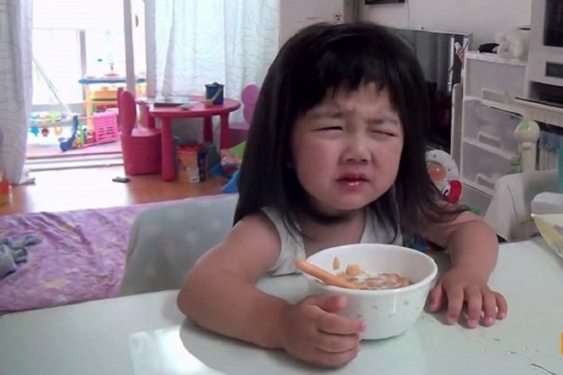 Dấu hiêu khi trẻ bị hóc xương