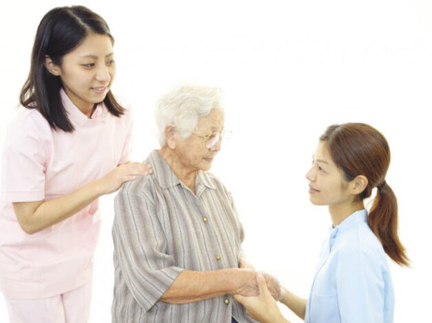 Sự chăm sóc, quan tâm của người thân là liều thuốc tốt nhất dành cho bệnh nhân tai biến