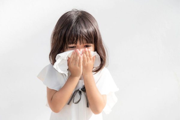 Viêm mũi dị ứng là tình trạng niêm mạc mũi bị viêm do phản ứng với các tác nhân gây dị ứng