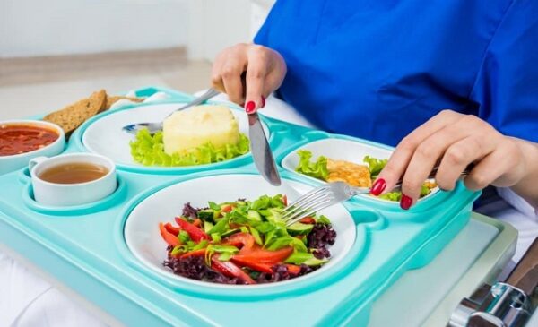 Bệnh nhân viêm tụy cấp nên ăn gì? 