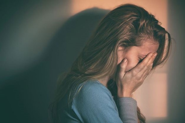 bệnh mất ngủ mạn tính nếu không điều trị sớm dễ gây trầm cảm 