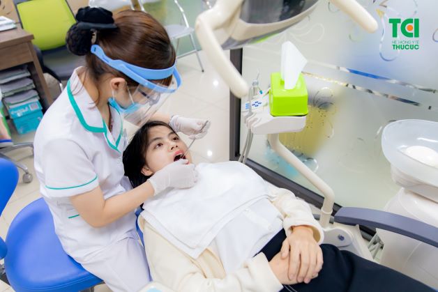 chăm sóc răng miệng sau sinh