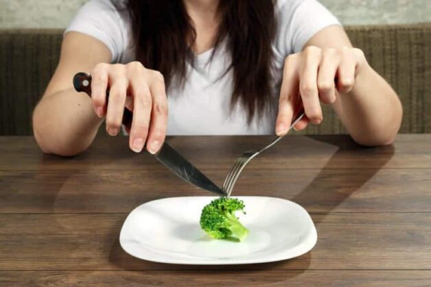 Chán ăn là biểu hiện gan nhiễm mỡ giai đoạn 3