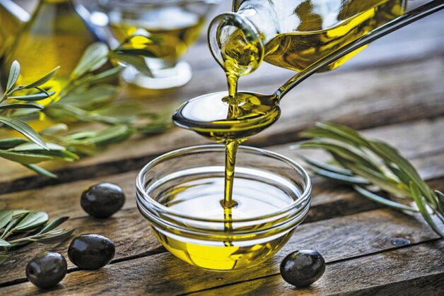 Cách điều trị gan nhiễm mỡ đầu tiên là ăn uống lành mạnh, đủ chất