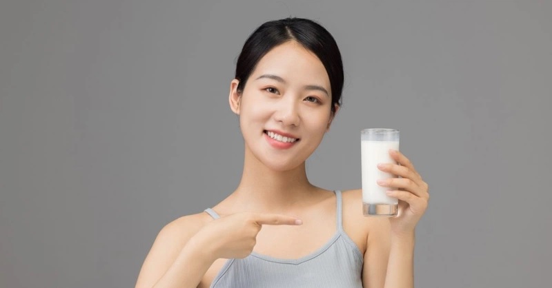 Uống sữa ngay sau khi mở nắp để đảm bảo chất lượng sữa và hương vị sữa