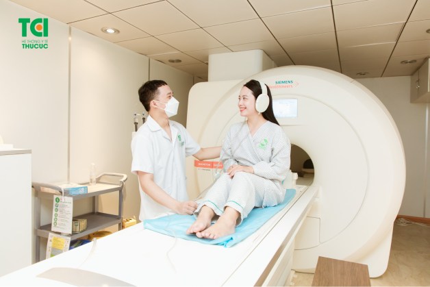 khi nào chụp cộng hưởng từ tuyến vú