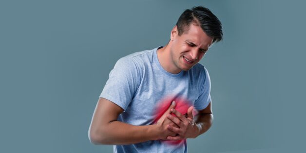 Khó thở, đau tức ngực là triệu chứng nổi bật của rối loạn nhịp