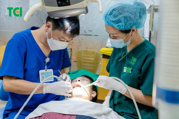 Dấu hiệu nhận biết răng chết tủy
