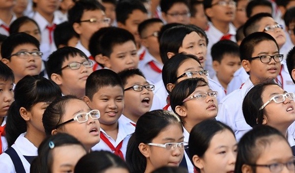 Tật khúc xạ học đường là gì?