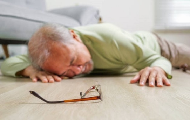 Dấu hiệu đột quỵ tai biến thường gặp như liệt một phần cơ thể