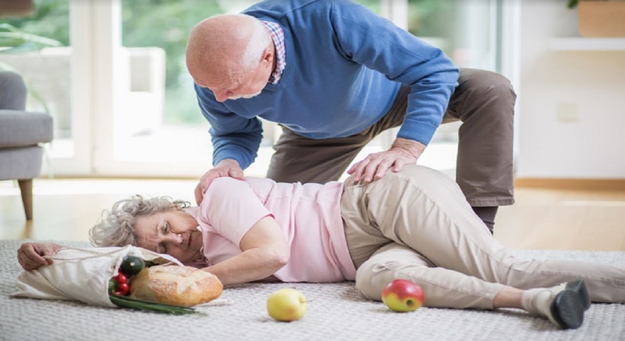 Nhận diện triệu chứng đột quỵ do nhiệt sớm để xử trí sớm