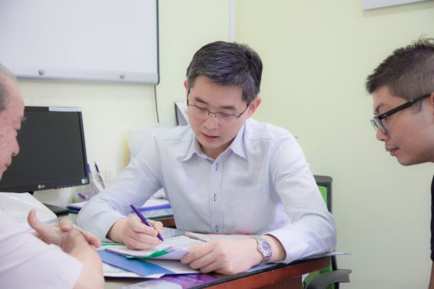 chữa trị ung thư gan với liệu pháp điều trị đích