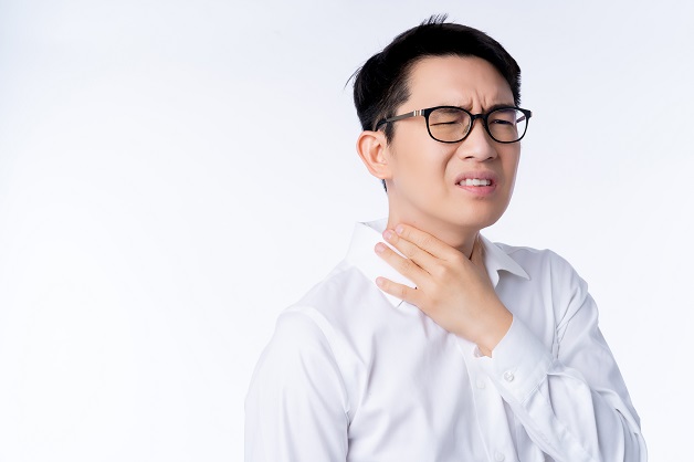 Tuyến giáp nằm ở trước cổ