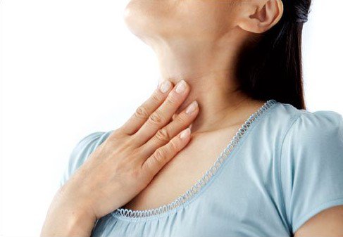 Đau dạ dày buồn nôn