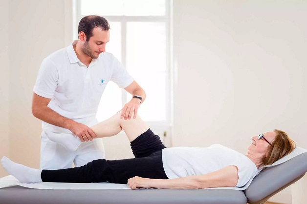 Nên đến các cơ sở y tế uy tín để được điều trị bệnh đau dây thần kinh tọa phù hợp
