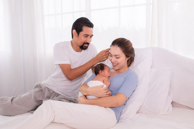 sinh mổ quan hệ đau rát