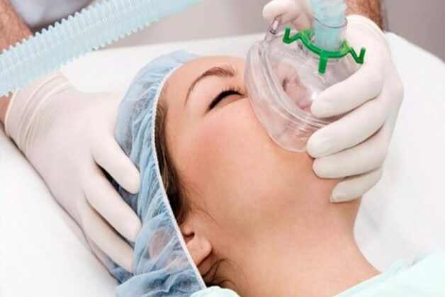 Cắt 2 thùy tuyến giáp có thể gây suy hô hấp cấp tính