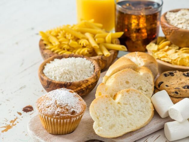 Thoát vị đĩa đệm ăn gì sẽ khiến bệnh trở nặng? Các loại thực phẩm chứa Carbohydrate tinh chế khiến tình trạng sưng nghiêm trọng hơn