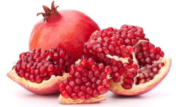 Lựu là loại quả chứa nhiều vitamin C