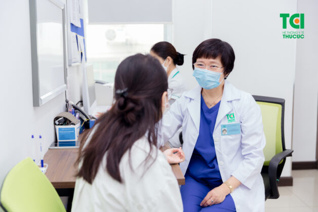 Thăm khám điều trị béo phì ngăn nguy cơ đột quỵ.