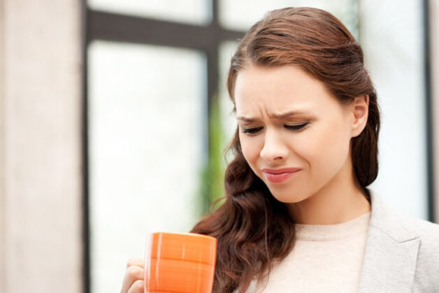 Đau dạ dày đắng miệng là triệu chứng gây xấu hổ cho người bệnh