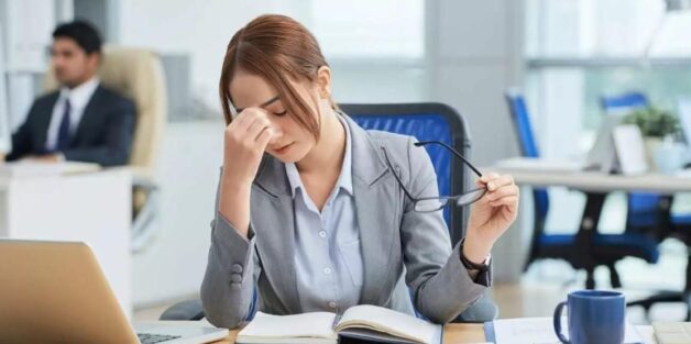 Căng thẳng, áp lực từ công việc, học tập gây ra đột quỵ người trẻ