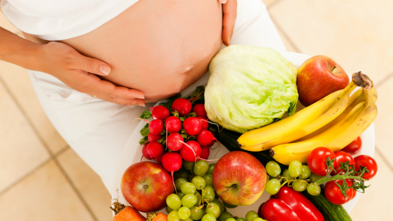Vitamin C giúp mẹ bầu tăng cường sức đề kháng tự nhiên