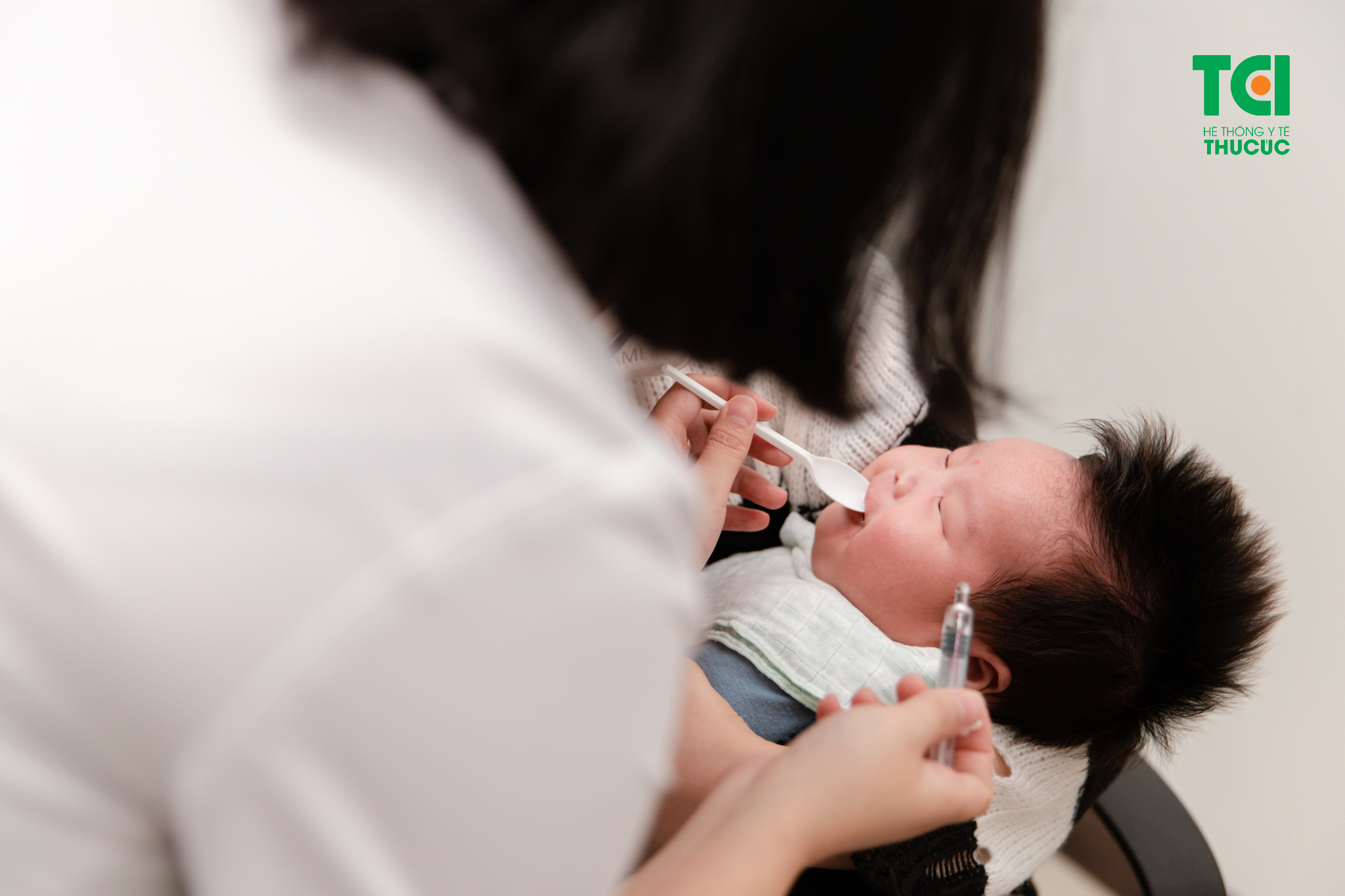 Vắc xin phòng tả được đưa vào cơ thể thông qua đường uống
