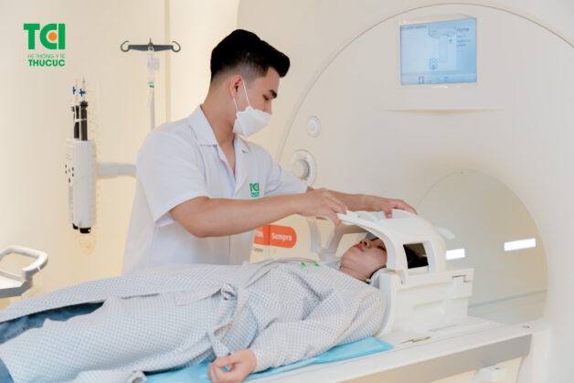 Cách chữa viêm cột sống dính khớp.