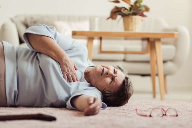 Thời tiết lạnh khiến số lượng người bị đột quỵ não tăng cao, biến chứng nghiêm trọng