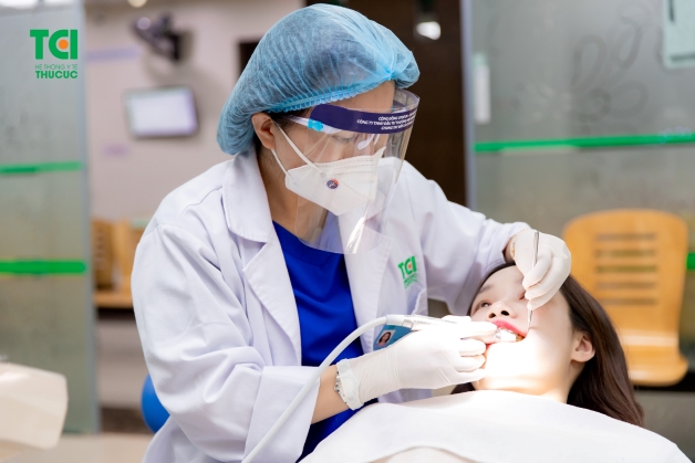tẩy trắng răng có hại gì không