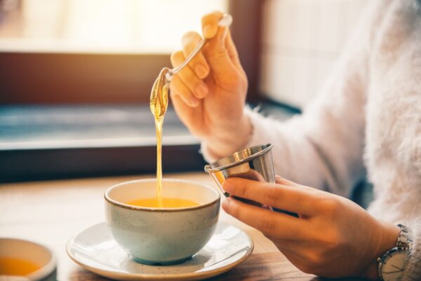 Trào ngược dạ dày uống mật ong có tốt không