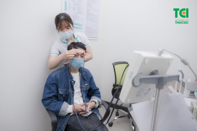 Tầm soát yếu tố nguy cơ và thăm khám định kỳ để ngăn ngừa biến chứng từ đột quỵ