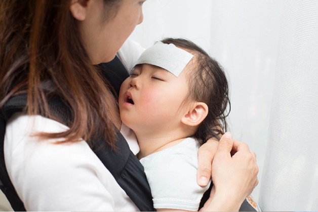 sốt sau tiêm vaccine