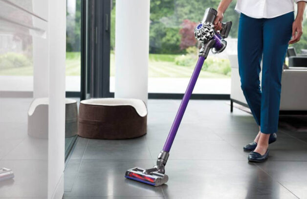 Sử dụng máy hút bụi thường xuyên
