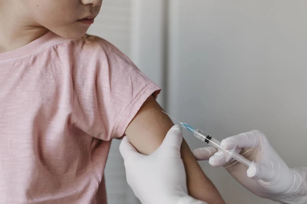 Mắc bệnh tim có tiêm vacxin được không là câu hỏi nhiều người quan tâm