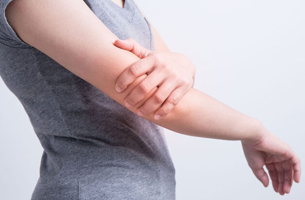 Tiêm uốn ván bị đau bắp tay có nguy hiểm không?