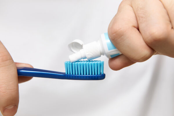 bị sâu răng cấm là gì