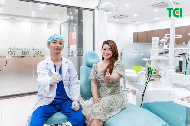 Có thể ăn uống bình thường sau 1-2 giờ lấy cao răng
