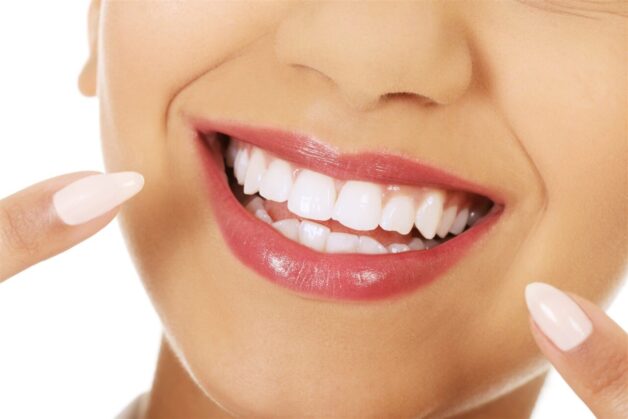 Sau thay răng sữa, con người có 32 răng vĩnh viễn.
