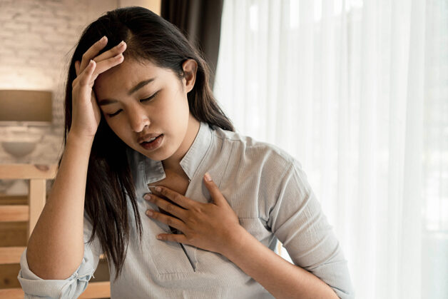 Điện tâm đồ là gì? Là phương pháp chẩn đoán dành cho người bị khó thở, tức ngực