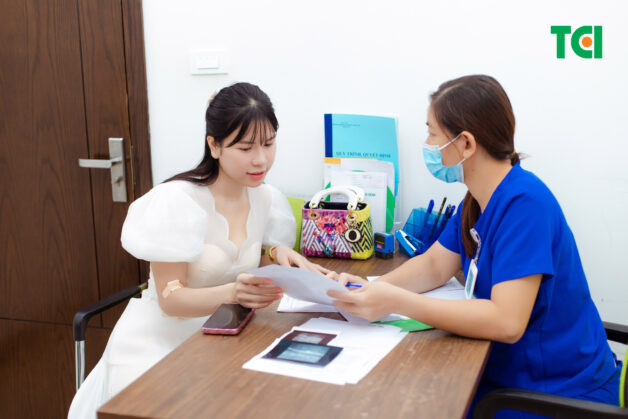 Vì sao chị em cần khám sàng lọc ung thư cổ tử cung từ sớm?