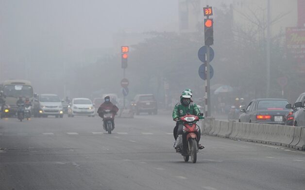 Nguyên nhân gây bệnh lao bao gồm ô nhiễm không khí