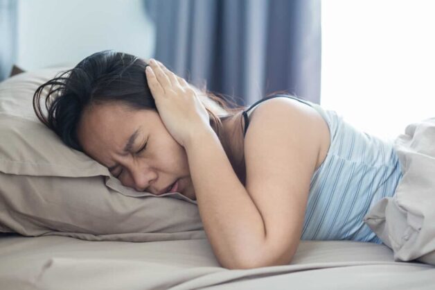 Rối loạn giấc ngủ có biểu hiện ngủ nhiều nhưng vẫn buồn ngủ