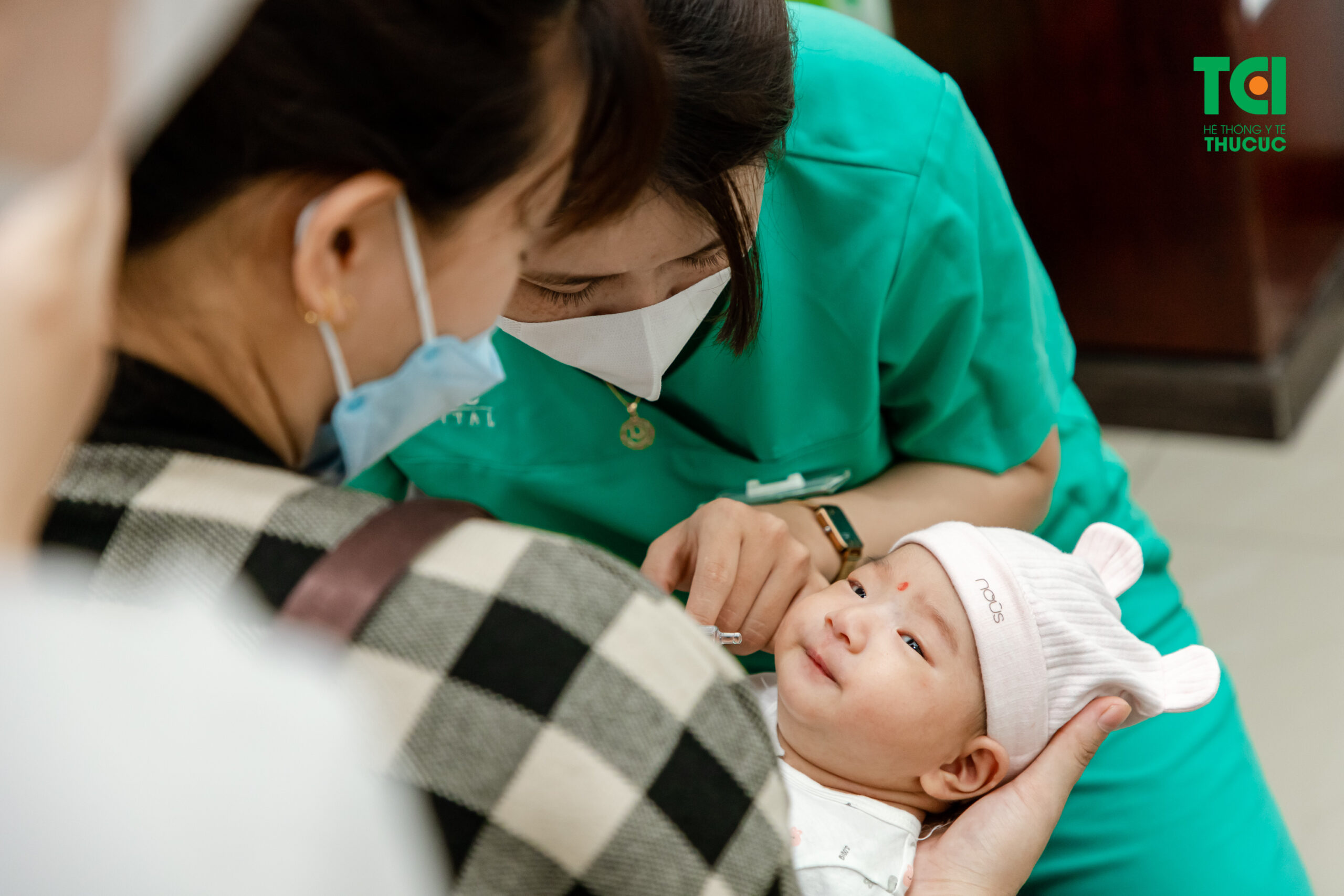 Tác dụng của vắc xin Rota là phòng tránh nguy cơ nhiễm virus Rota - nguyên nhân gây ra tình trạng tiêu chảy cấp ở trẻ 